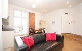 Marina Apartments - Apartament Wzorcownia